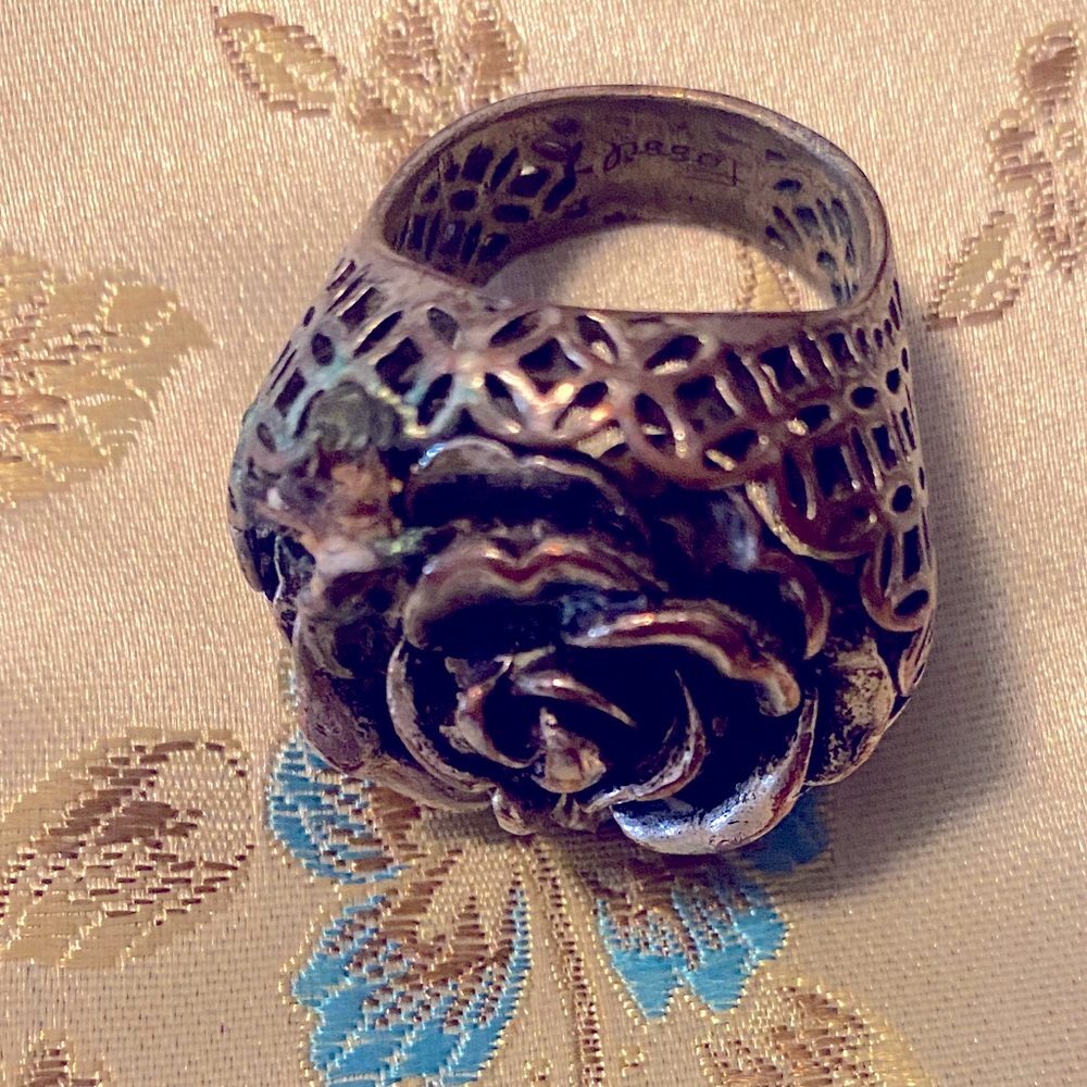 Vintage inspired Rosebud Ring